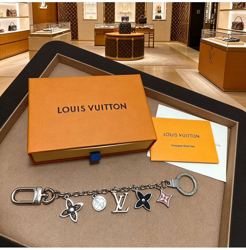 LOUIS VUITTON-06053 루이비통 가방 펜던트 체인